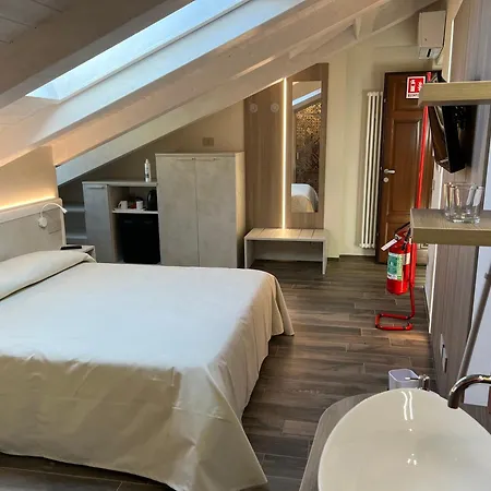 Osteria Senza Fretta For Rent Le Del 10 招待所 库尼奥